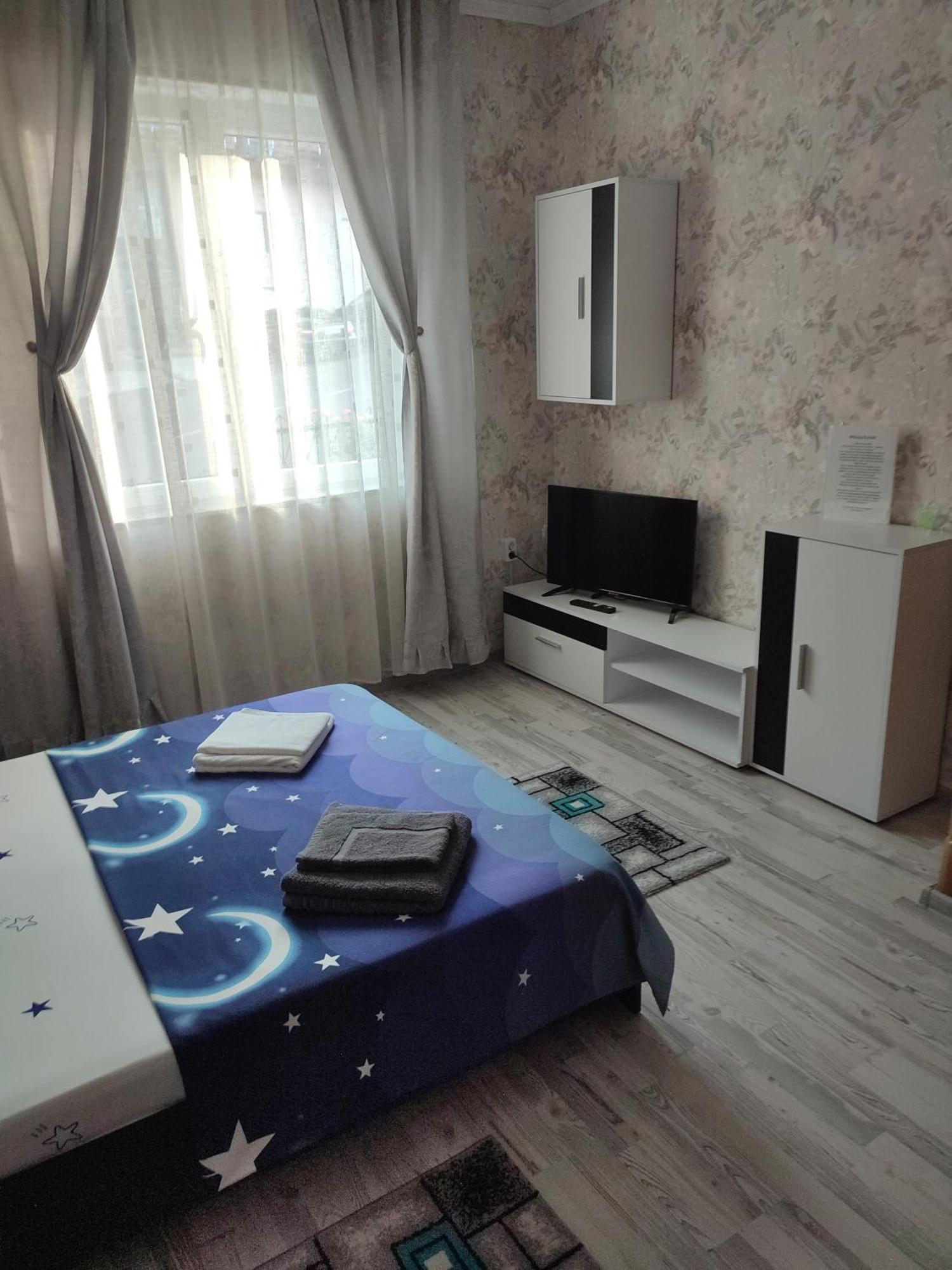 Casa Rebeca Hotel Orşova Buitenkant foto